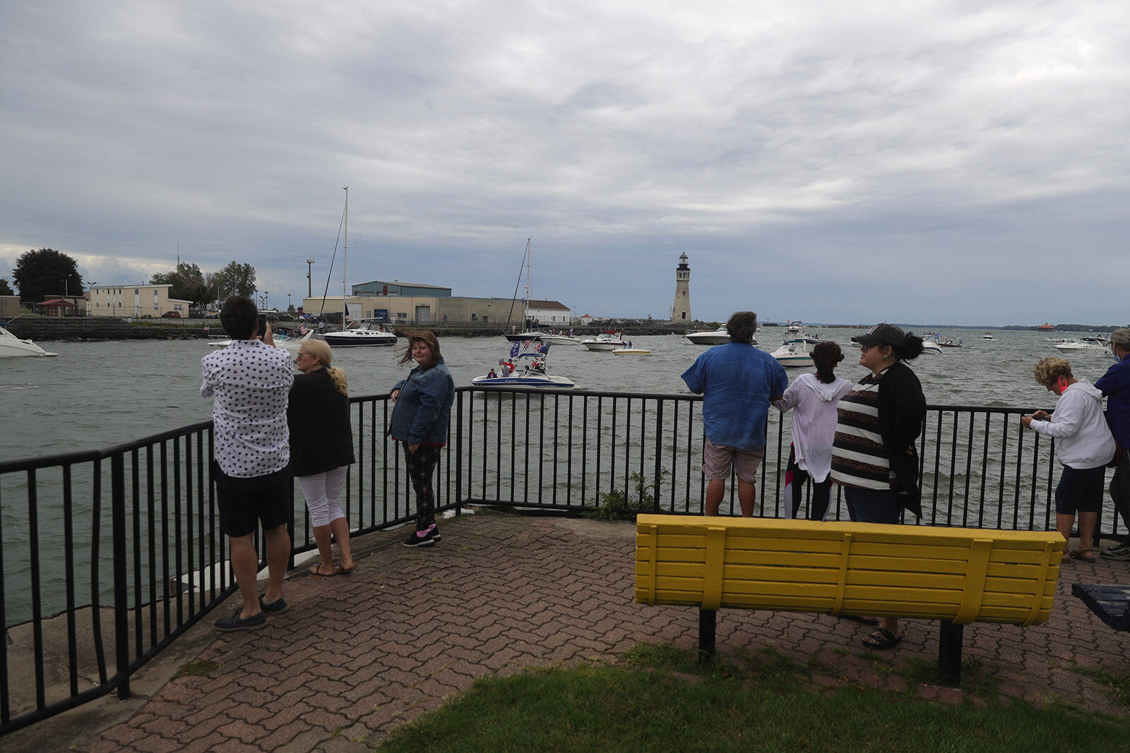 Bikers and boaters parade for President Trump